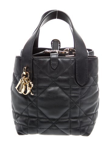 Calfskin Macrocannage Vertical Toujours w/ Strap Nano 2025
