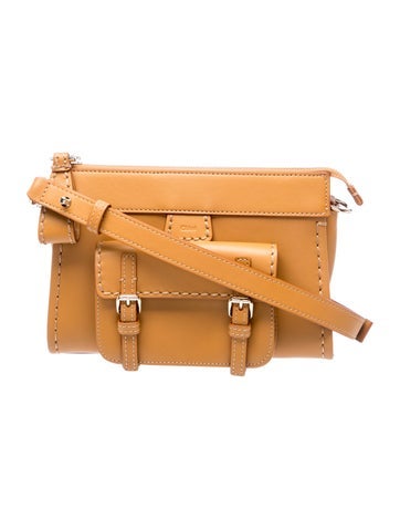 Signature Shoulder Bag