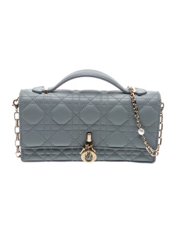 Cannage Lady Dior Small 2023