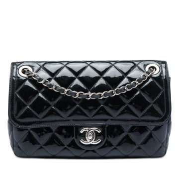 Small Quilted Patent Coco Shine Flap