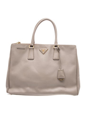 Saffiano Leather Galleria Double Zip
