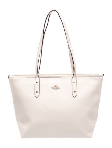 Coach Leather Shoulder Bag
