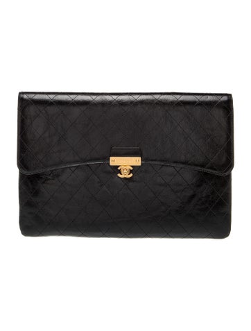Quilted CC Clutch