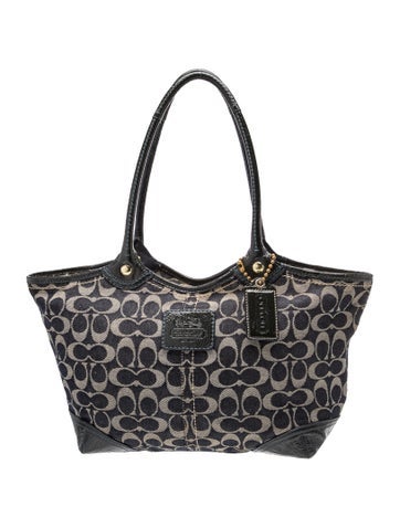 Signature Shoulder Bag Vintage