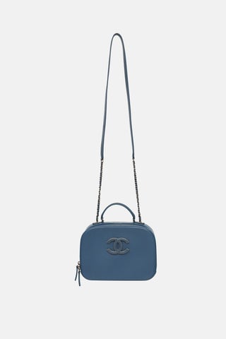 2017 Coco Curve Medium Vanity Bag