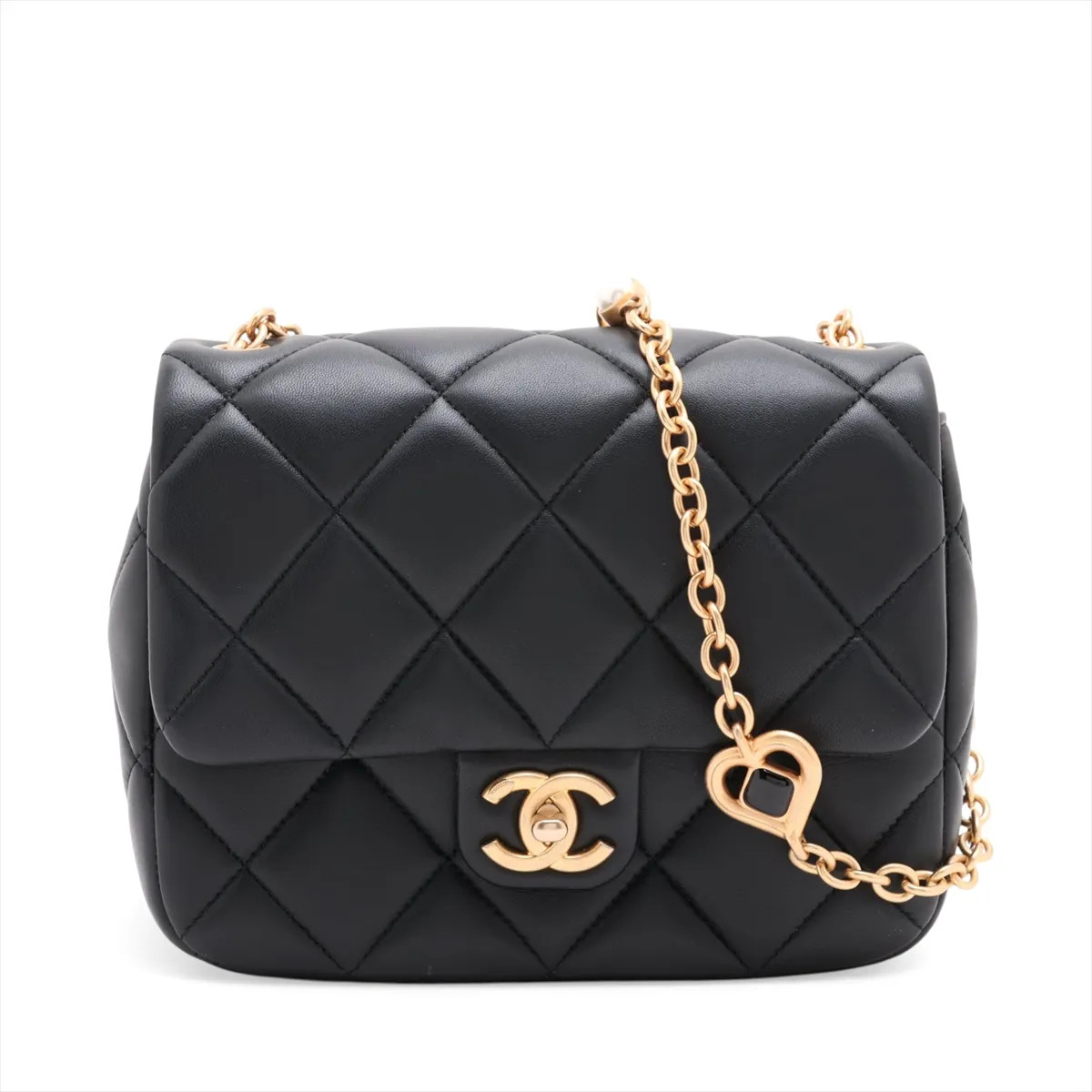 Chanel Matelasse Lambskin Chain Shoulder Bag Black Gold Metal Fittings random pl