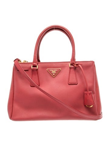 Saffiano Leather Galleria Double Zip Medium