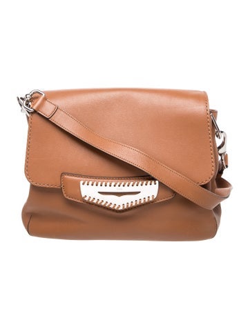 Tod's Leather Shoulder Bag
