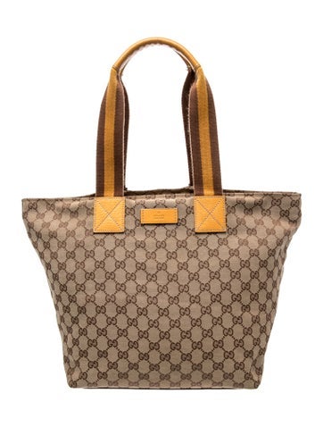GG Canvas Shoulder Bag