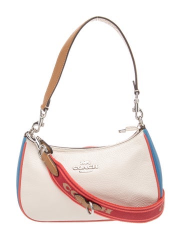 Signature Shoulder Bag