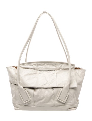 Bottega Veneta Intrecciato Arco Medium