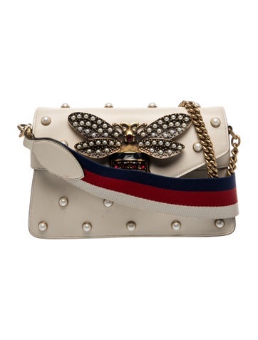 Faux Pearl Queen Margaret