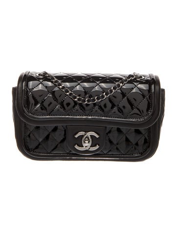 Classic Twist Flap Bag