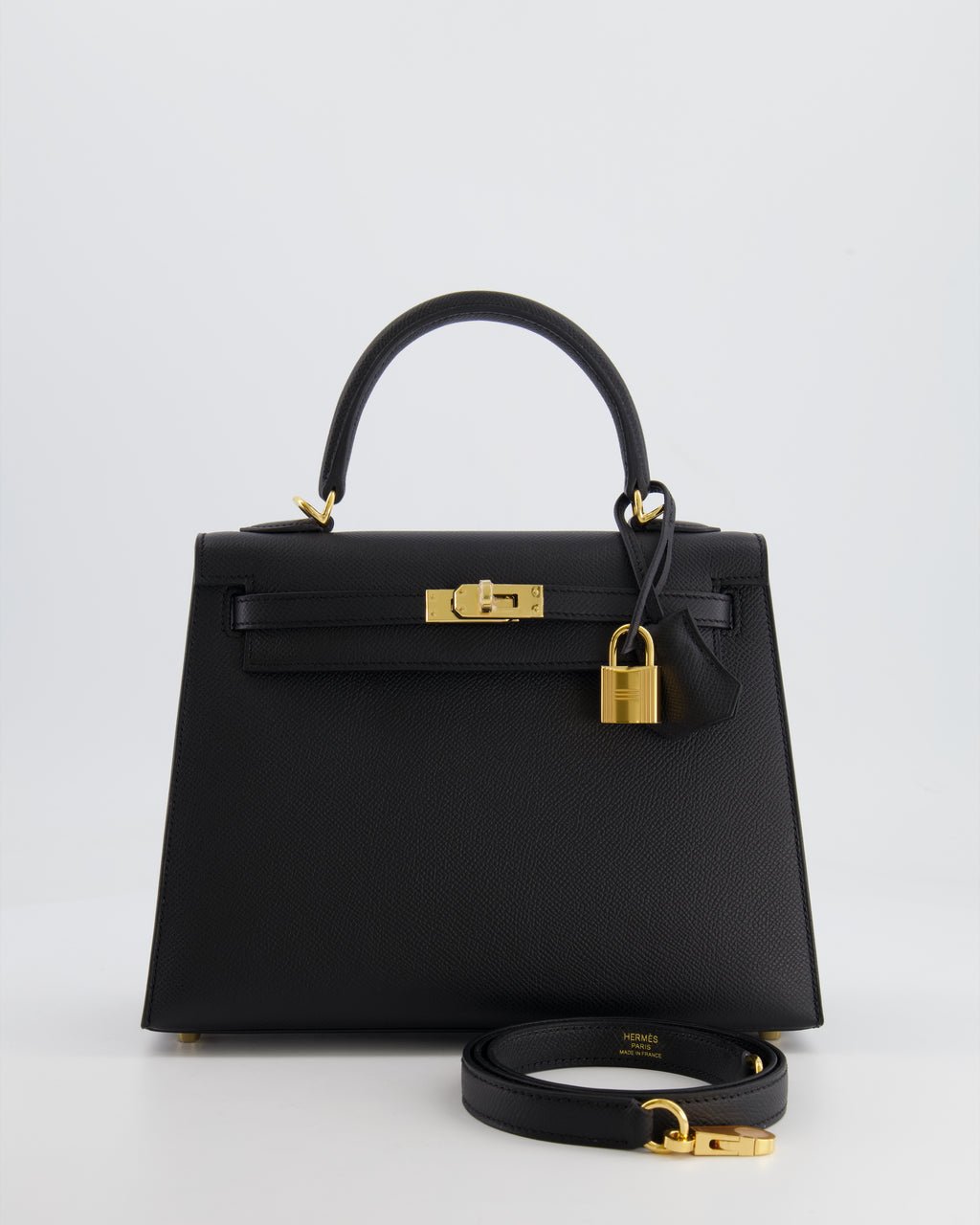 Hermes *HOLY GRAIL* Hermès Kelly 25 Sellier Bag in Noir Epsom Leather with Gold Hardware