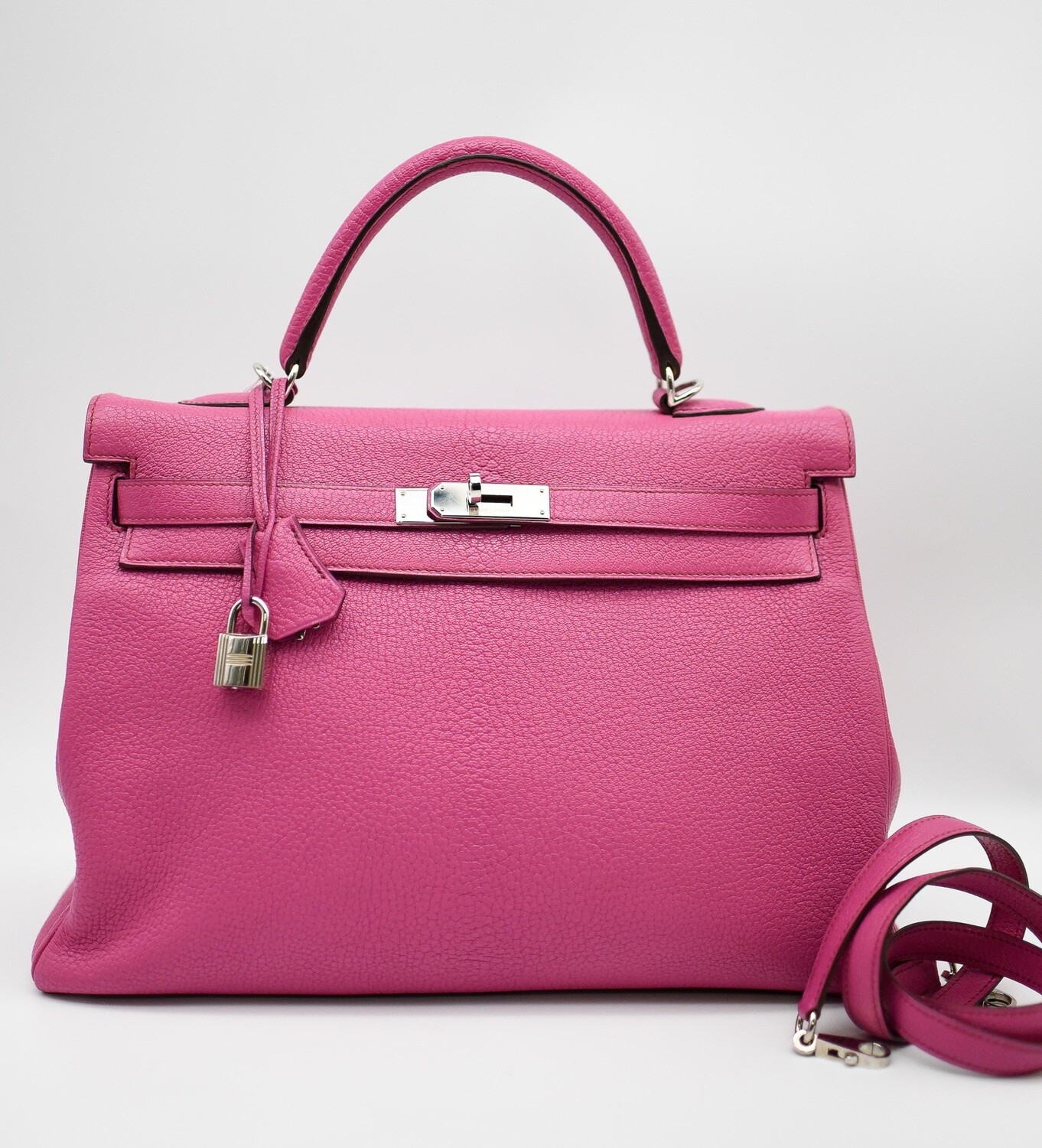 Hermes Hermes Kelly 35 Pink Leather, Palladium Hardware, Preowned in Dustbag MA001