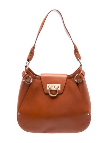 Gancio Shoulder Bag