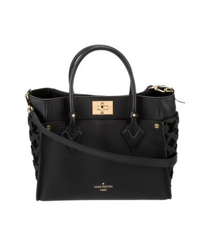 Louis Vuitton Vuitton Lv Monogram On My Side Mm