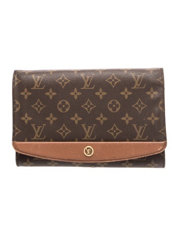 LV Monogram Pochette