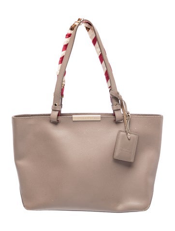 Longchamp Leather Shoulder Bag