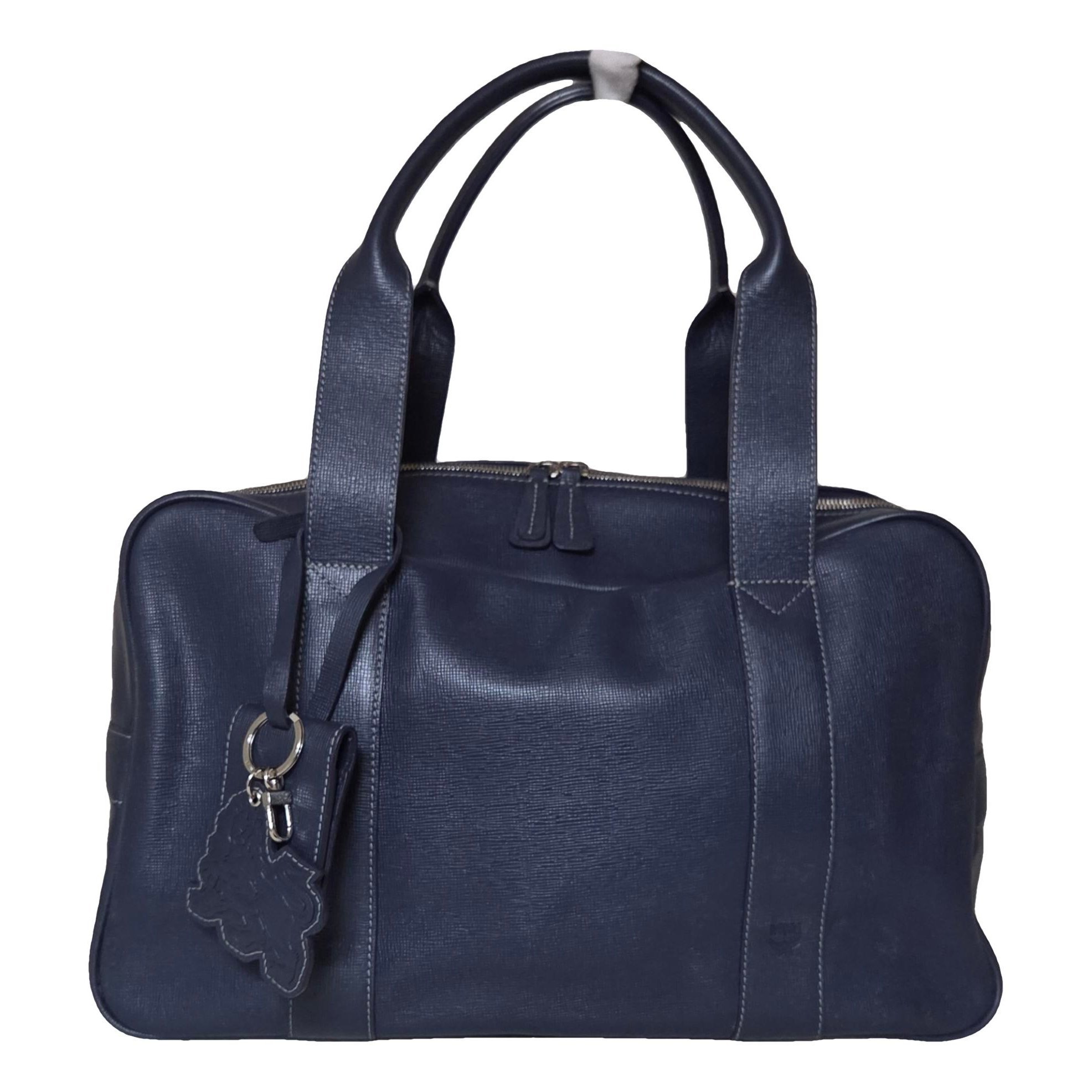 Boston leather tote