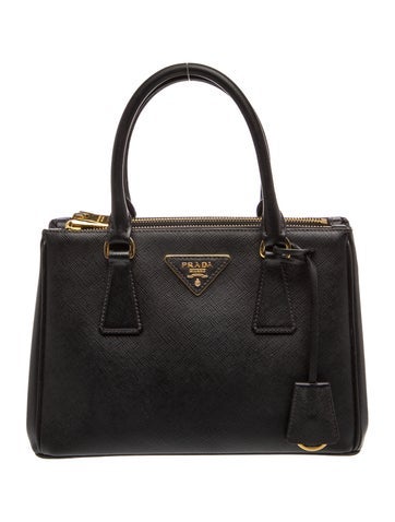 Saffiano Leather Galleria Double Zip Small