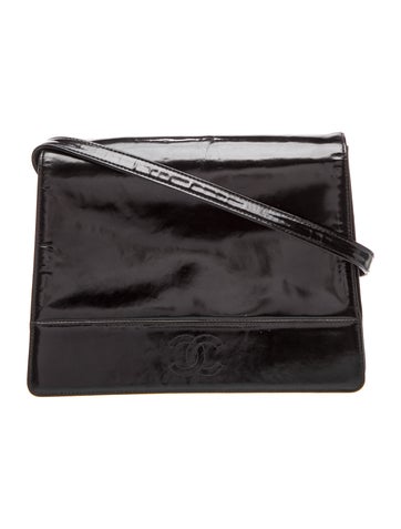 Patent CC Shoulder Bag