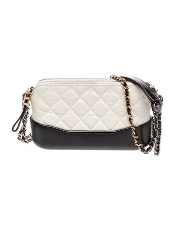 Gabrielle Clutch w/ Chain