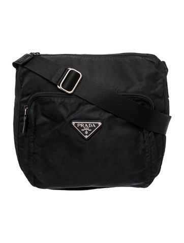 Enameled Metal Triangle Shoulder Bag Vintage