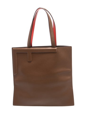 Leather Leather Flip Tote Medium 2024
