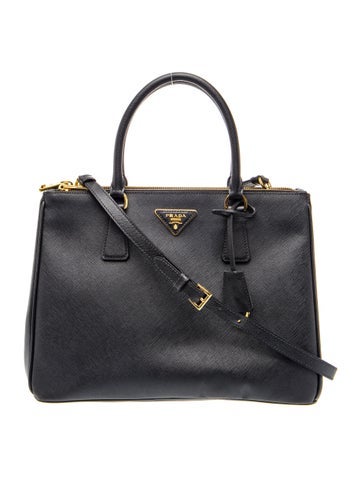 Saffiano Leather Galleria Double Zip Medium
