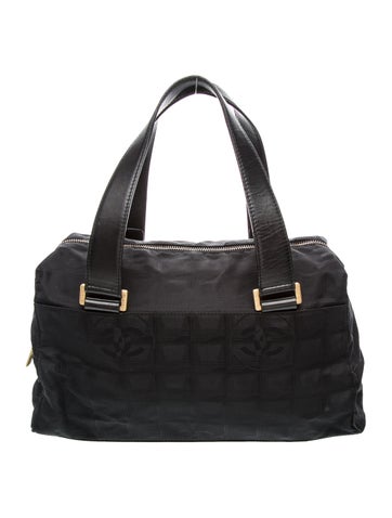 Travel Ligne Shoulder Bag