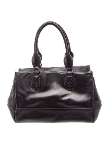 Intrecciato Intrecciato Trimmed Leather Ducale Top Handle Bag