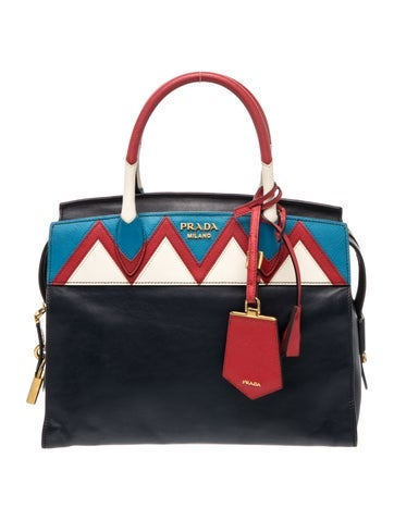 Saffiano Leather Esplanade Medium