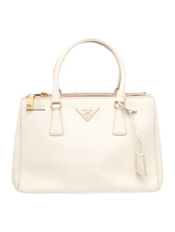 Saffiano Leather Galleria Double Zip Medium
