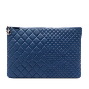 Lambskin Large Bi Quilted Lambskin O Case Clutch