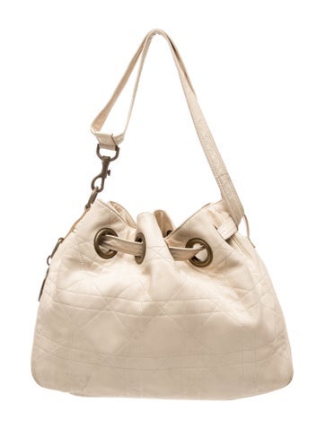 Cannage Bucket Bag