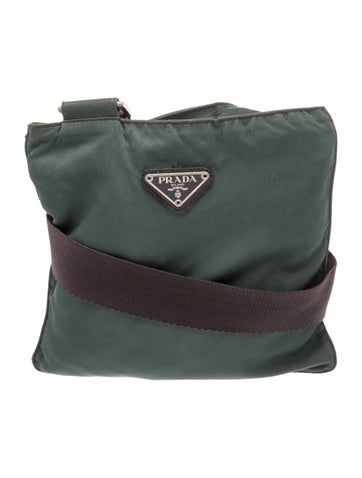 Vela Nylon Messenger Bag Vintage
