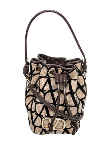 Canvas Bucket Bag