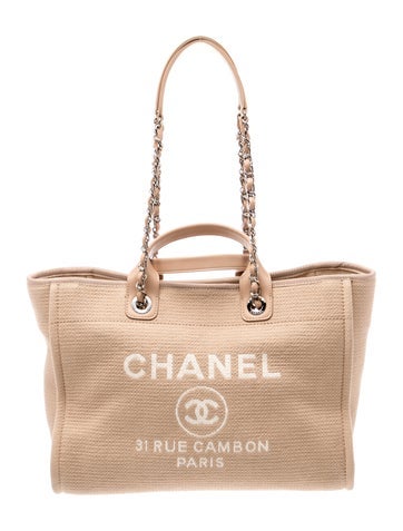 Medium Deauville Shopping Tote