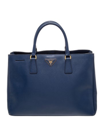 Signature Top Handle Bag Large