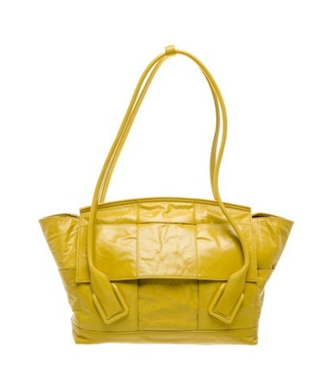 Bottega Veneta Veneta Intrecciato Arco Medium