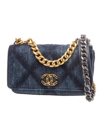 2023 Denim 19 Wallet On Chain