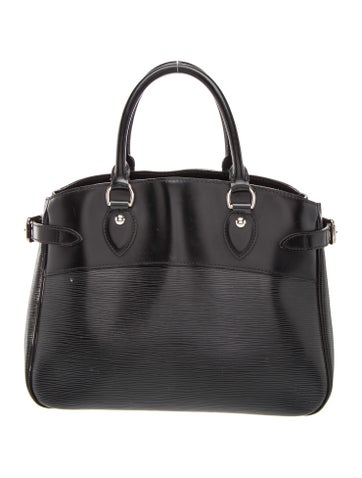 Epi Leather Passy PM