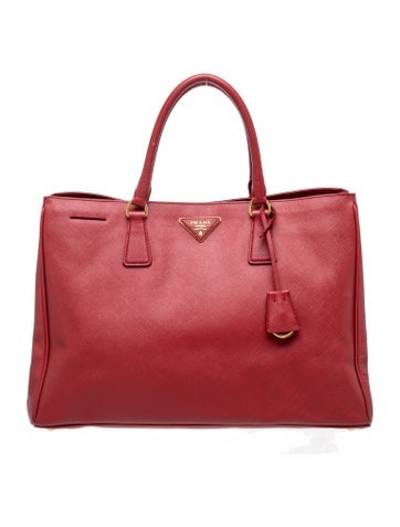 Saffiano Leather Galleria Tote Medium
