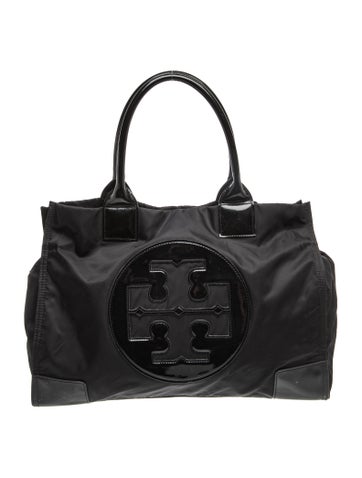Signature Shoulder Bag