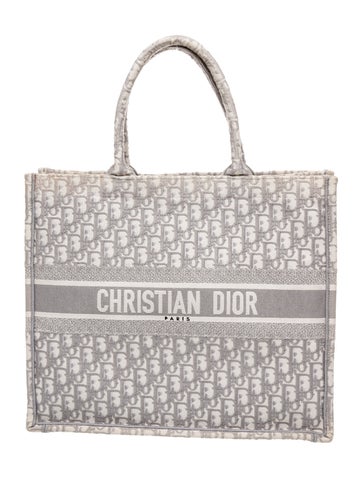 Oblique Jacquard Book Medium