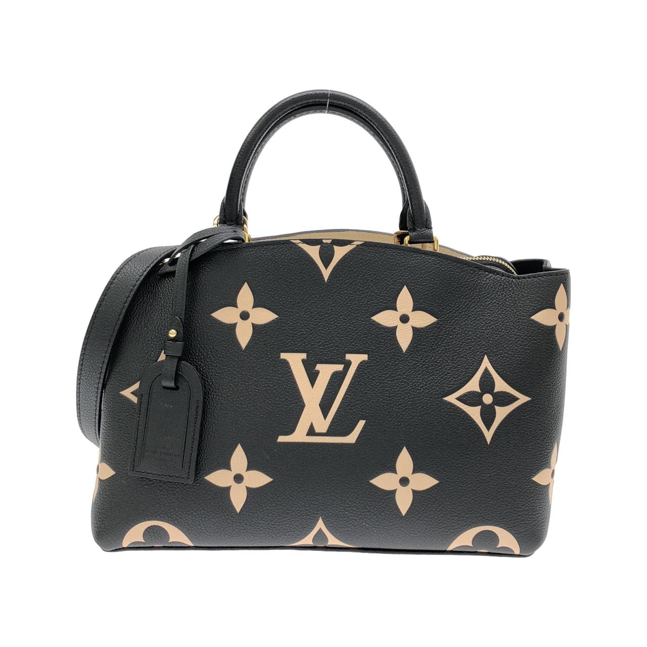 Louis Vuitton Bicolor Monogram Empreinte Petit Palais PM M58913 Ba...