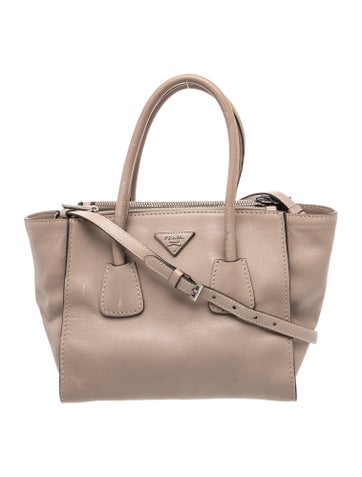 Saffiano Leather Galleria Double Zip Large