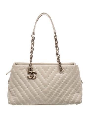 Paris-Byzance Small Surpique Chevron Tote