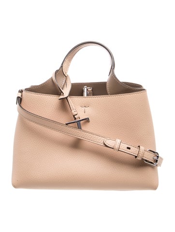 Tod's Leather Shoulder Bag